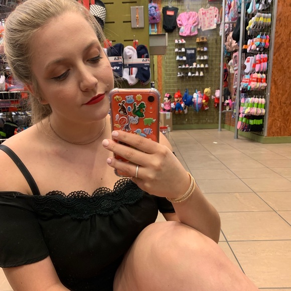 Meet your Posher, Alexcis - Picture 1 of 1